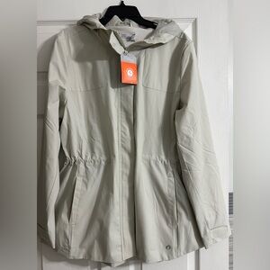 NWT The American Outdoorsman women's hooded rain jacket - Size XL